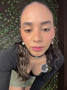 Capricho 01 online show from February 5, 6:12 pm