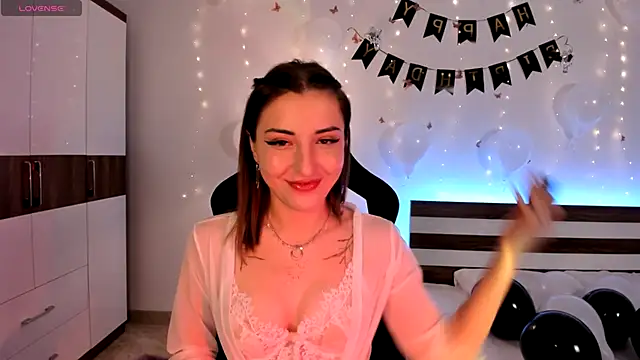 Snapshot of AmyVilvet_ chatting on October 28, 5:15 pm AmyVilvet online show from October 28, 5:15 pm