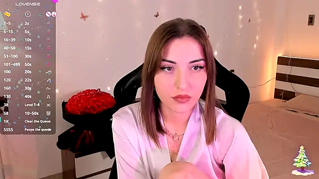 Snapshot of AmyVilvet_ chatting on December 2, 6:36 pm AmyVilvet online show from December 2, 6:36 pm