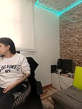 Snapshot of Yin_yang_hot chatting on November 26, 4:19 pm Yin yang hot online show from November 26, 4:19 pm