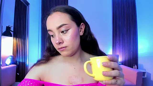 MAGIC VERA online show from February 18, 3:30 pm