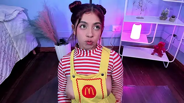 KathiaSaenz  online show from October 2, 3:57 am