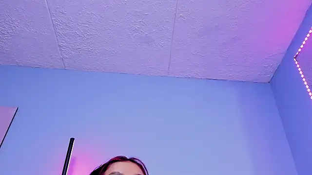 KathiaSaenz  online show from November 21, 4:22 am