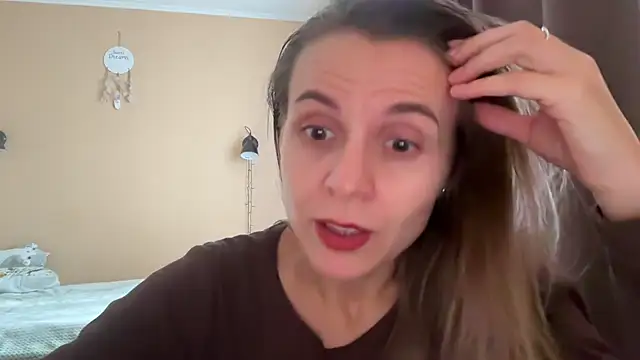 AnnieLove7722 online show from October 6, 12:57 pm