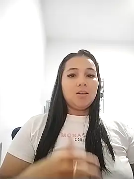 Snapshot of Koral_anyelith chatting on October 18, 4:48 am Koral anyelith online show from October 18, 4:48 am