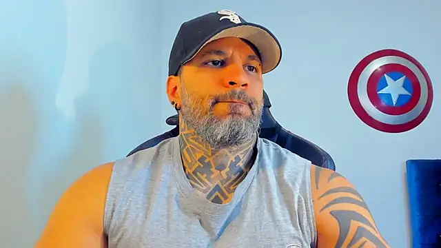 JoshRigby online show from April 13, 6:46 pm