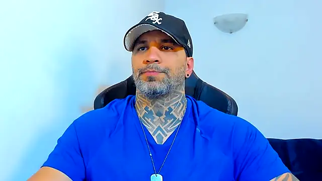 JoshRigby online show from July 19, 8:01 pm
