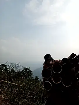 bree-zz online show from December 3, 7:38 am