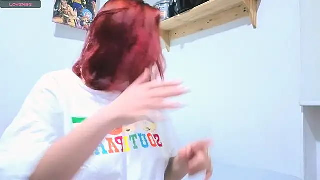 Snapshot of LyraCarter chatting on September 30, 12:37 am LyraCarter online show from September 30, 12:37 am