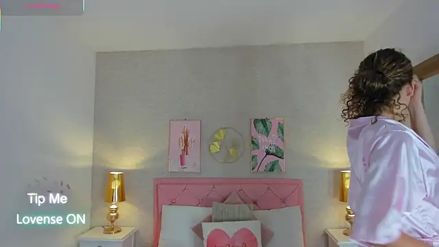 kendallspears 1 online show from December 4, 4:11 am