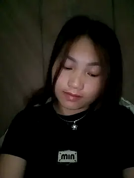 min-xinh online show from November 16, 8:36 pm