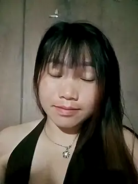 min-xinh online show from April 22, 1:12 pm