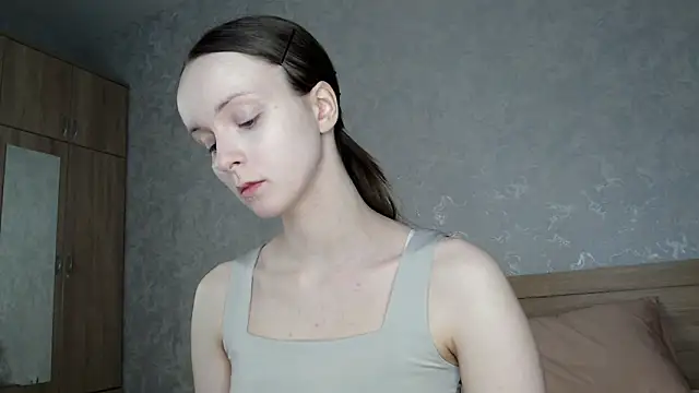 Snapshot of Yourplayfulspark chatting on November 6, 12:55 am Yourplayfulspark online show from November 6, 12:55 am