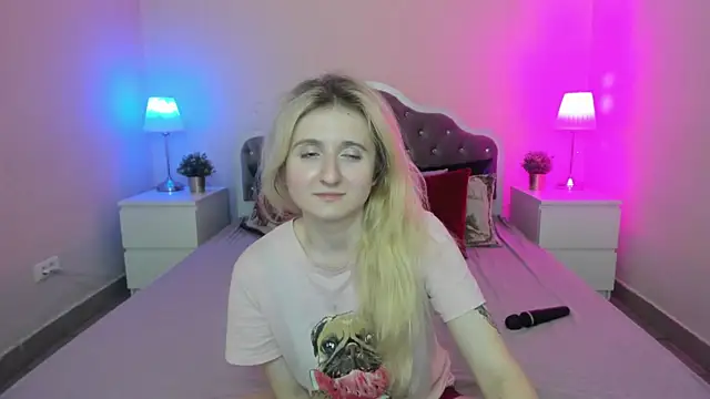 CamillaDreamer online show from December 3, 5:33 pm