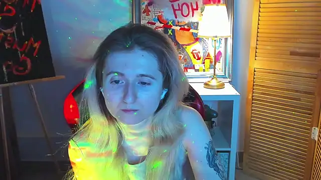 CamillaDreamer online show from April 7, 7:14 pm