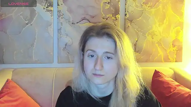 CamillaDreamer online show from April 16, 10:01 pm