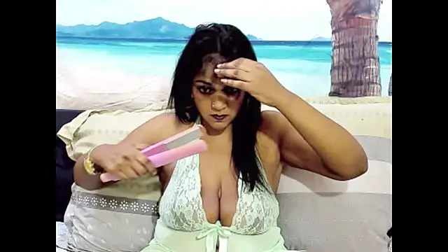 indianswtbella online show from December 17, 4:51 am