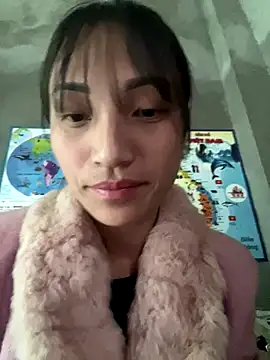 Snapshot of July_sexy69 chatting on December 14, 2:17 am July sexy69 online show from December 14, 2:17 am