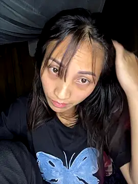 Snapshot of July_sexy69 chatting on December 16, 1:49 pm July sexy69 online show from December 16, 1:49 pm