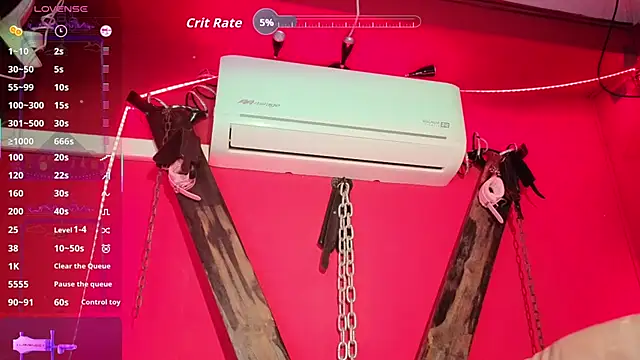 Snapshot of EVADANGERBDSM_ chatting on October 29, 3:58 pm EVADANGERBDSM online show from October 29, 3:58 pm