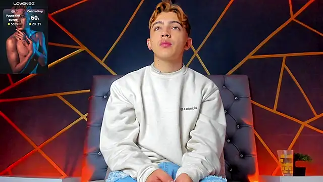 Lian Miller1  online show from January 13, 12:32 pm