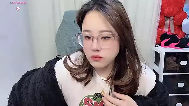 NEWONETO online show from November 10, 4:39 pm