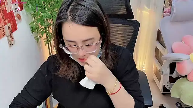 NEWONETO online show from February 25, 2:27 pm