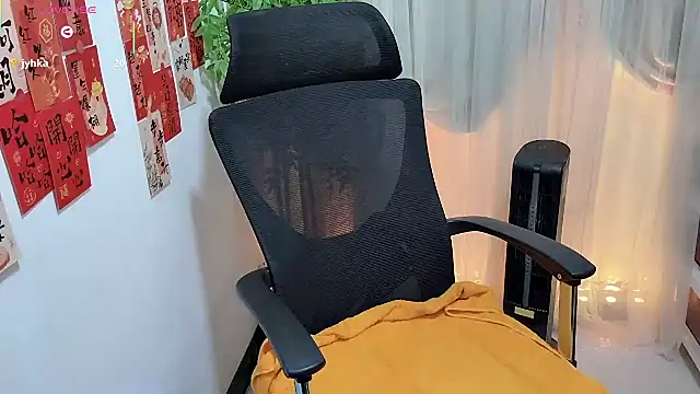 NEWONETO online show from March 26, 1:28 pm