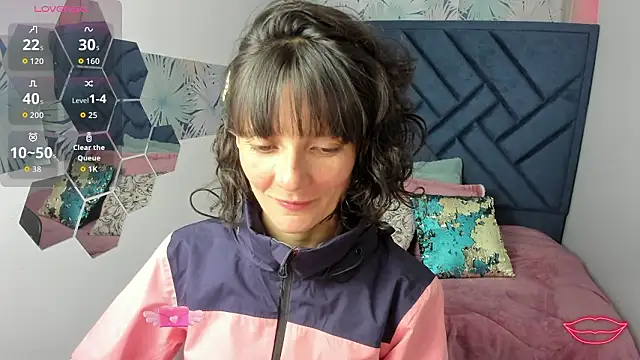 Valery More   online show from February 19, 1:18 pm