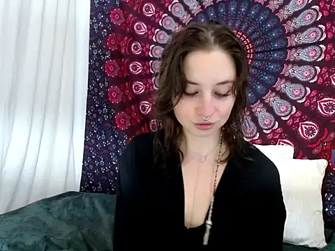 AdalynKiss online show from December 5, 7:28 am