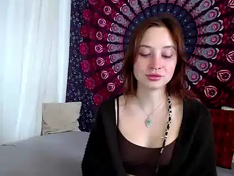 Snapshot of AdalynKiss chatting on May 13, 6:44 am AdalynKiss online show from May 13, 6:44 am