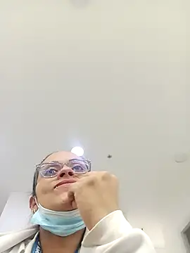 QueenBDSM online show from November 30, 5:28 pm