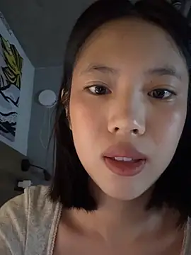 Snapshot of Asian_Liii chatting on October 4, 4:21 am Asian Liii online show from October 4, 4:21 am