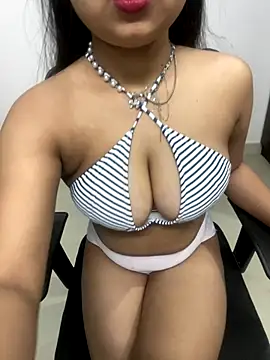 soniyaverma00 online show from December 15, 8:07 am