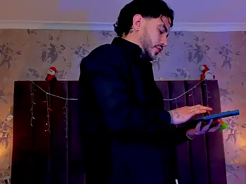 Dante Dimarco online show from December 20, 4:19 am