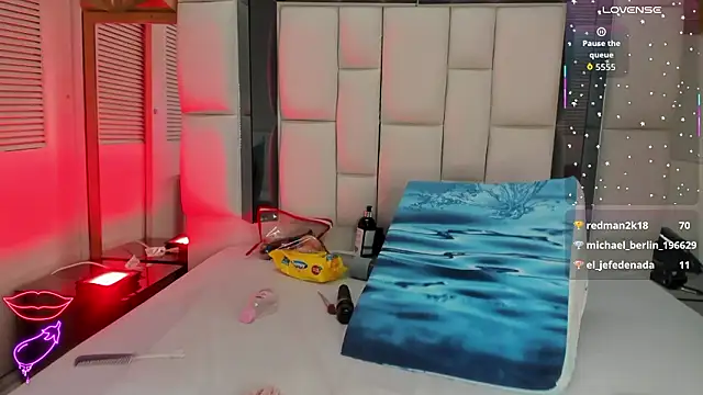 violet milleer online show from March 22, 7:17 pm