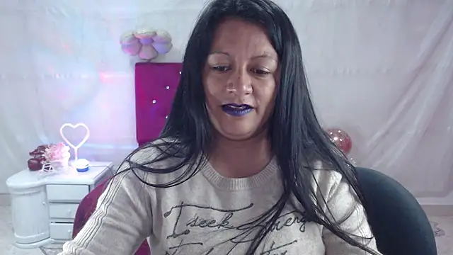 Snapshot of SaharaJohson chatting on October 21, 3:51 am SaharaJohson online show from October 21, 3:51 am