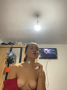 CamillaHessel online show from October 11, 11:58 pm