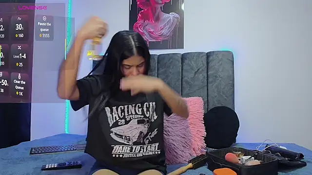 karinna santana online show from January 12, 8:03 pm