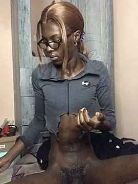 gingergirl67  online show from April 22, 4:26 am