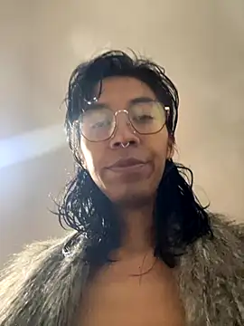 MadamLeRouge online show from October 12, 10:09 pm