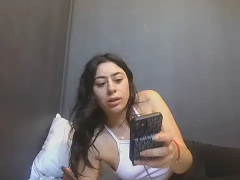 Snapshot of Ignvcivv chatting on November 2, 9:06 pm Ignvcivv online show from November 2, 9:06 pm