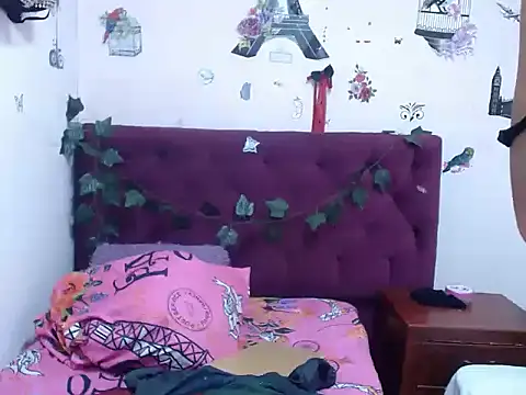 Snapshot of Cherrythx chatting on October 8, 2:58 pm Cherrythx online show from October 8, 2:58 pm