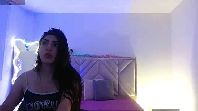 Snapshot of Ixchel_tay chatting on November 23, 4:01 am Ixchel tay online show from November 23, 4:01 am