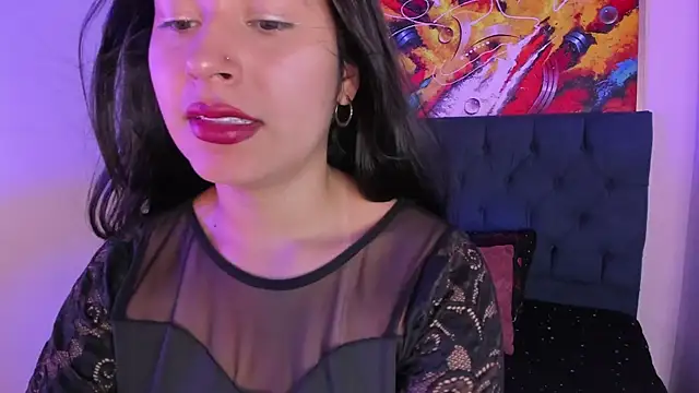 violet blaze online show from November 14, 11:20 am