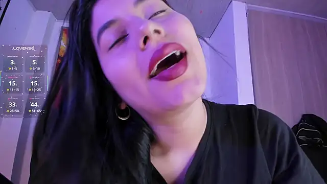 violet blaze online show from November 24, 10:26 am