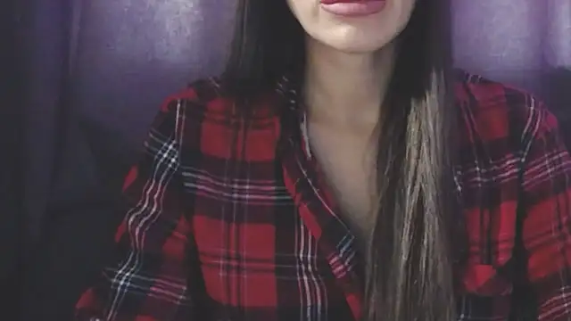 Snapshot of Name666999____ chatting on October 7, 10:34 am Name666999     online show from October 7, 10:34 am