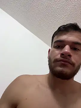 Snapshot of MielSpicy chatting on October 24, 5:04 am MielSpicy online show from October 24, 5:04 am