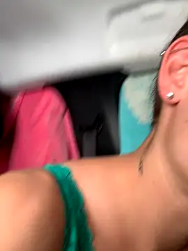 Snapshot of GoldenPussy1329 chatting on October 10, 2:16 pm GoldenPussy1329 online show from October 10, 2:16 pm