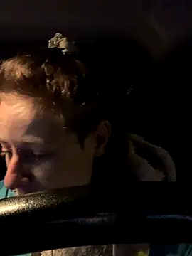 Snapshot of GoldenPussy1329 chatting on October 28, 10:12 pm GoldenPussy1329 online show from October 28, 10:12 pm